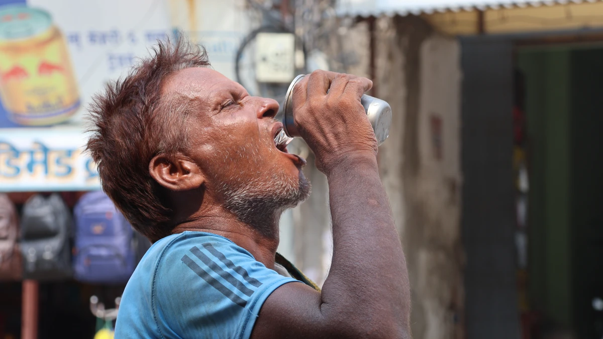 Mobile drinking water distribution in Siraha, Gaur and Jaleshowr