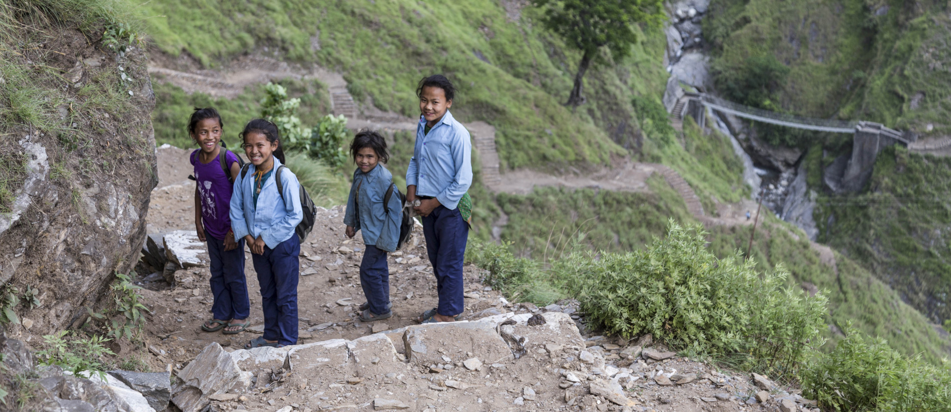 हाम्रो बारे