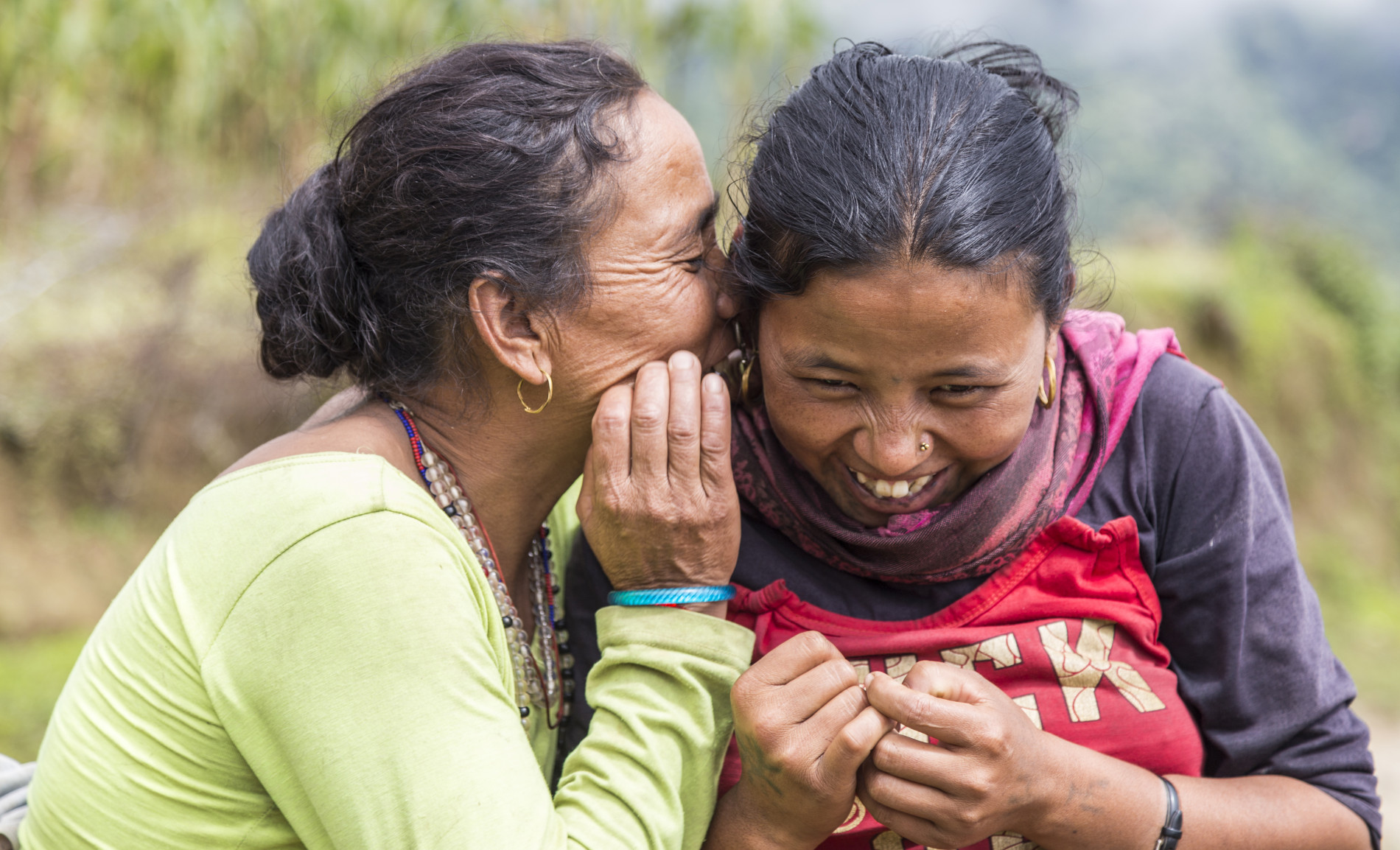 सम्पर्क